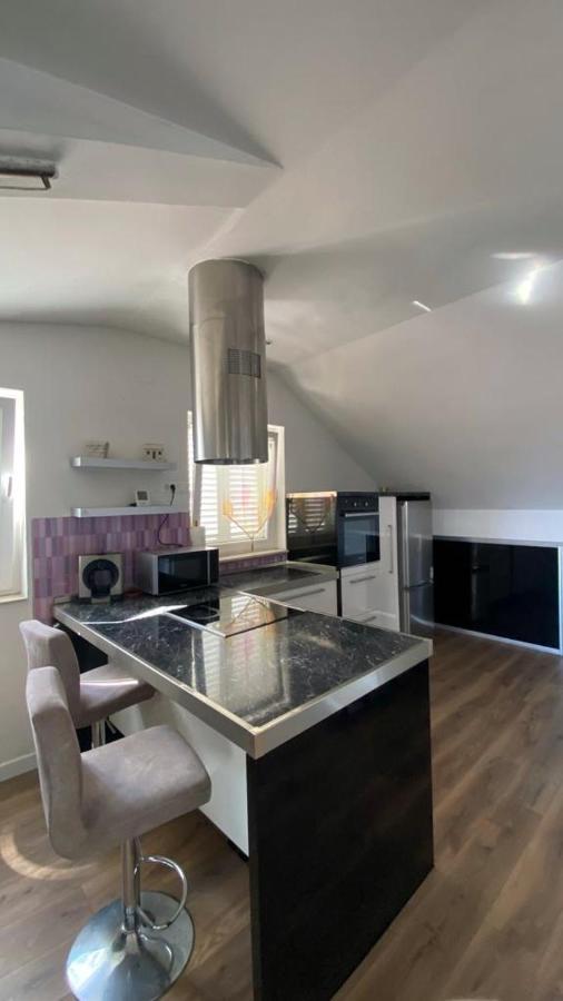 Luxury Apartments Near Bacvice Beach Split Exterior photo